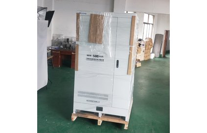 三相高精度全自動穩(wěn)壓器價格